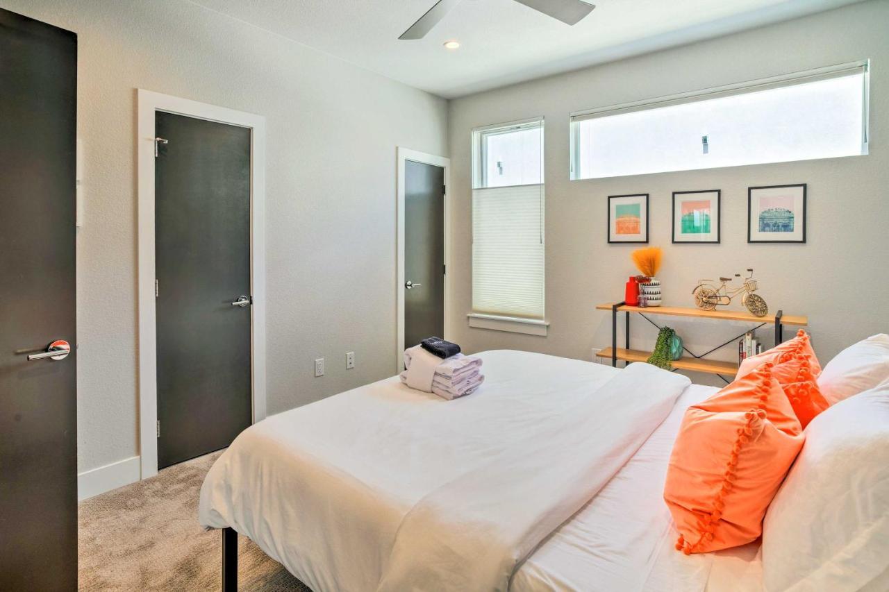 Holiday home Upscale Townhome With Skyline Views Denver